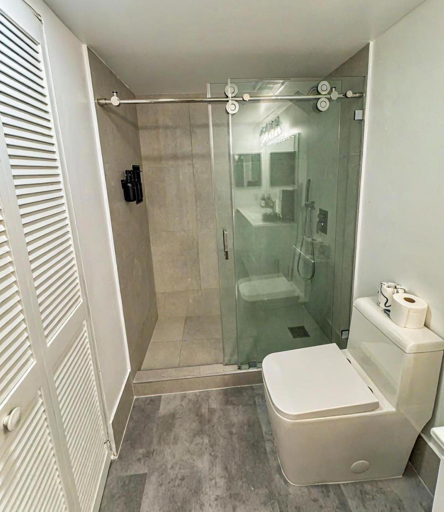 Apartamento Elegant Centric Vibrant Pool Jacuzzi Free Parking Miami Exterior foto